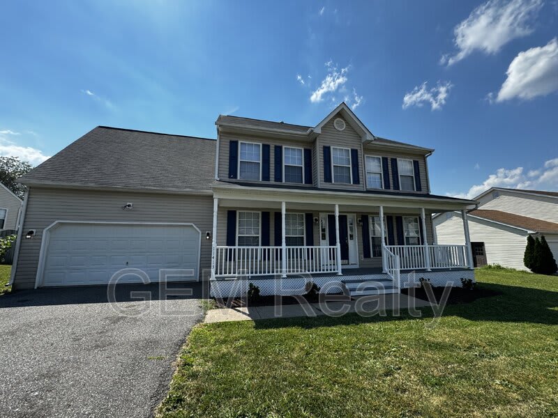 11413 Silverleaf Lane