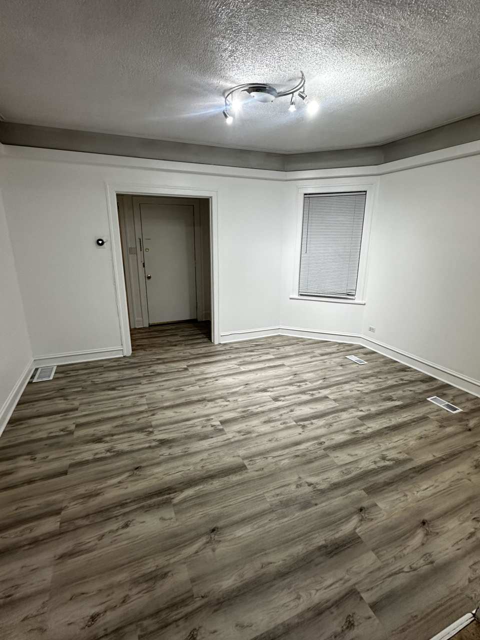 6208 North Claremont Avenue