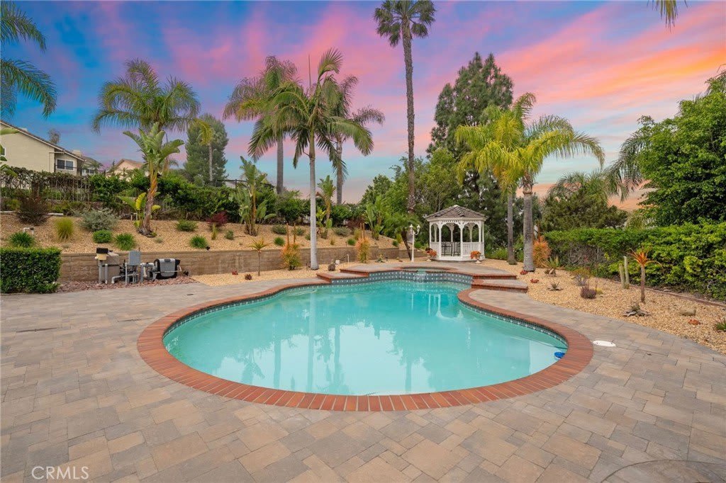 24240 Avenida De Marcia