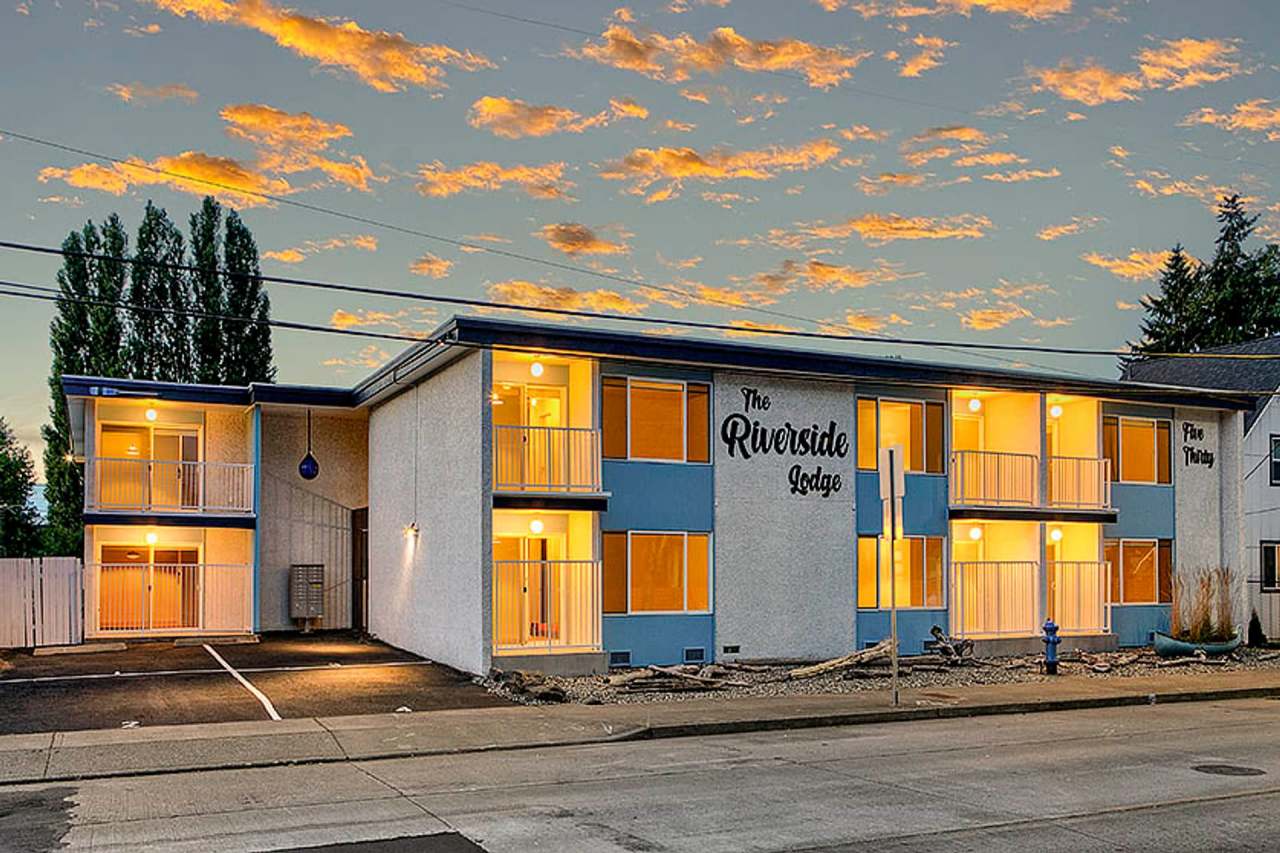 Riverside Apartments