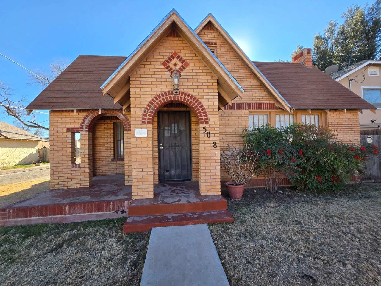 Beautiful brick home!