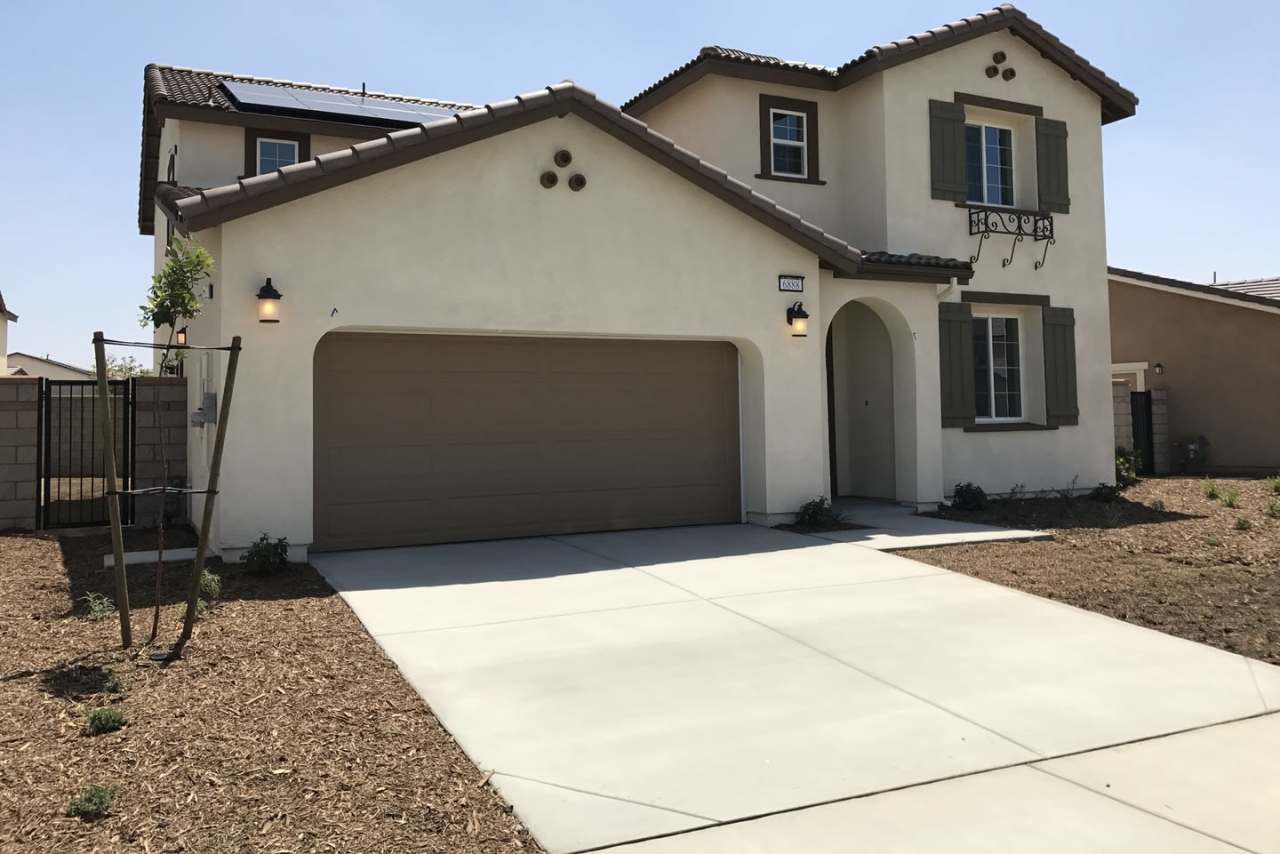 5 bed home in RiverBend community, Eastvale schools