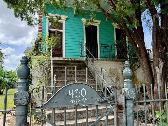 430 TUPELO Street
