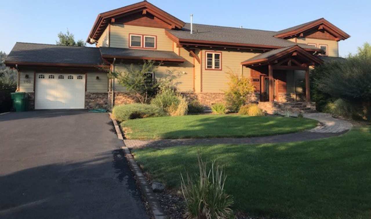 Exquisite fully furnished home!