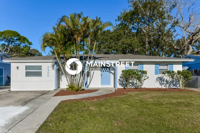 2426 Stratford Drive