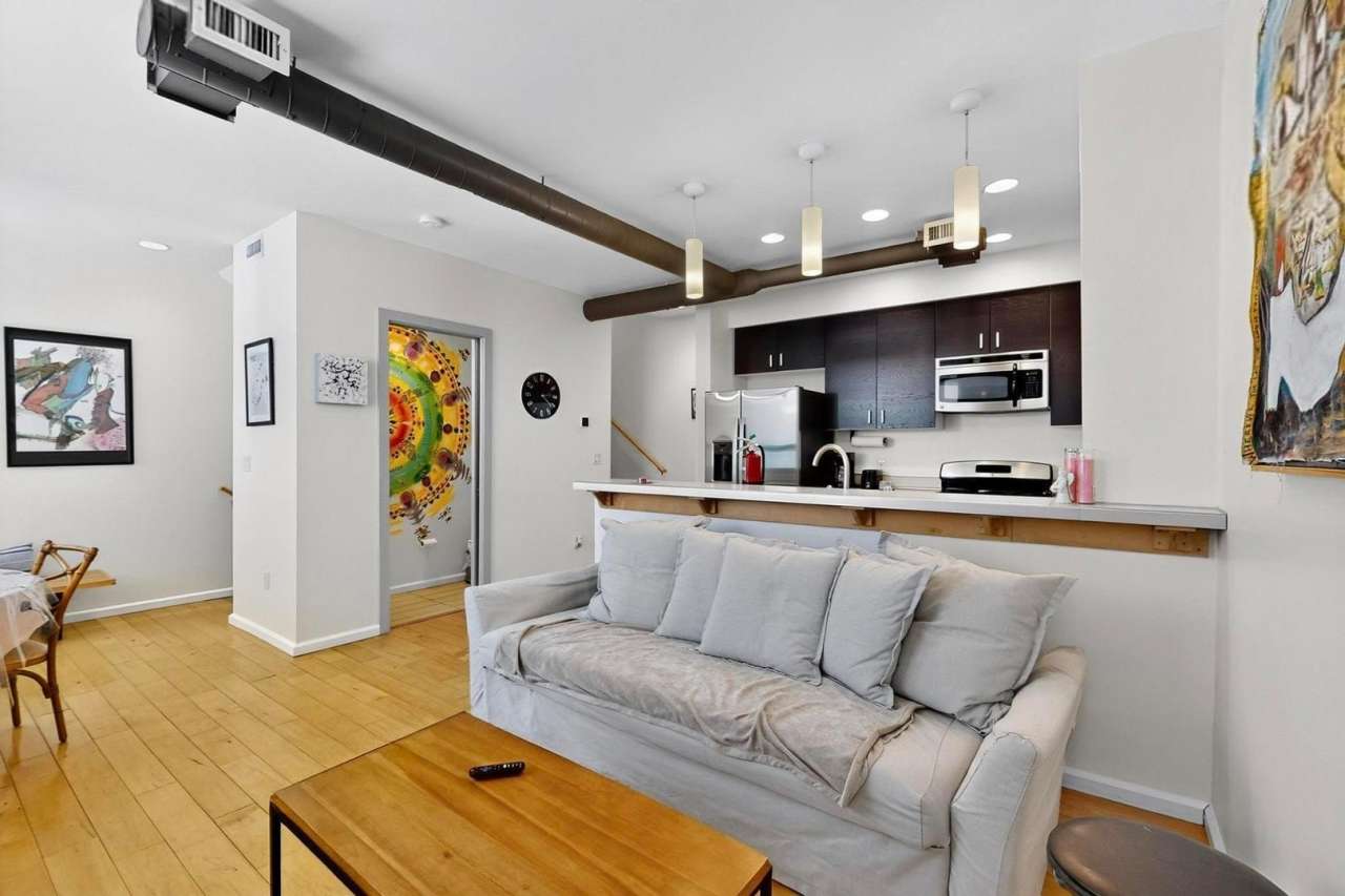 343 Platinum Street SW unit: B