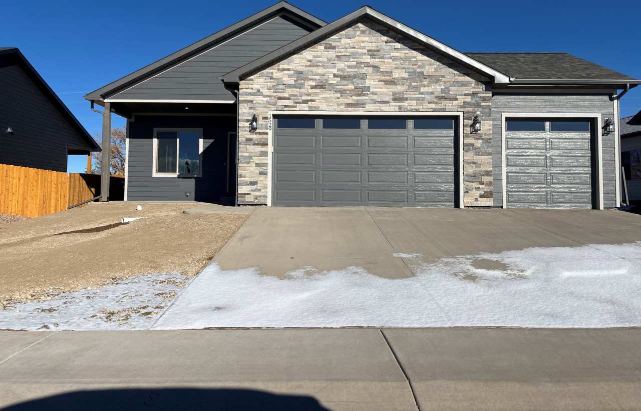 1529 Magpie Gulch Street