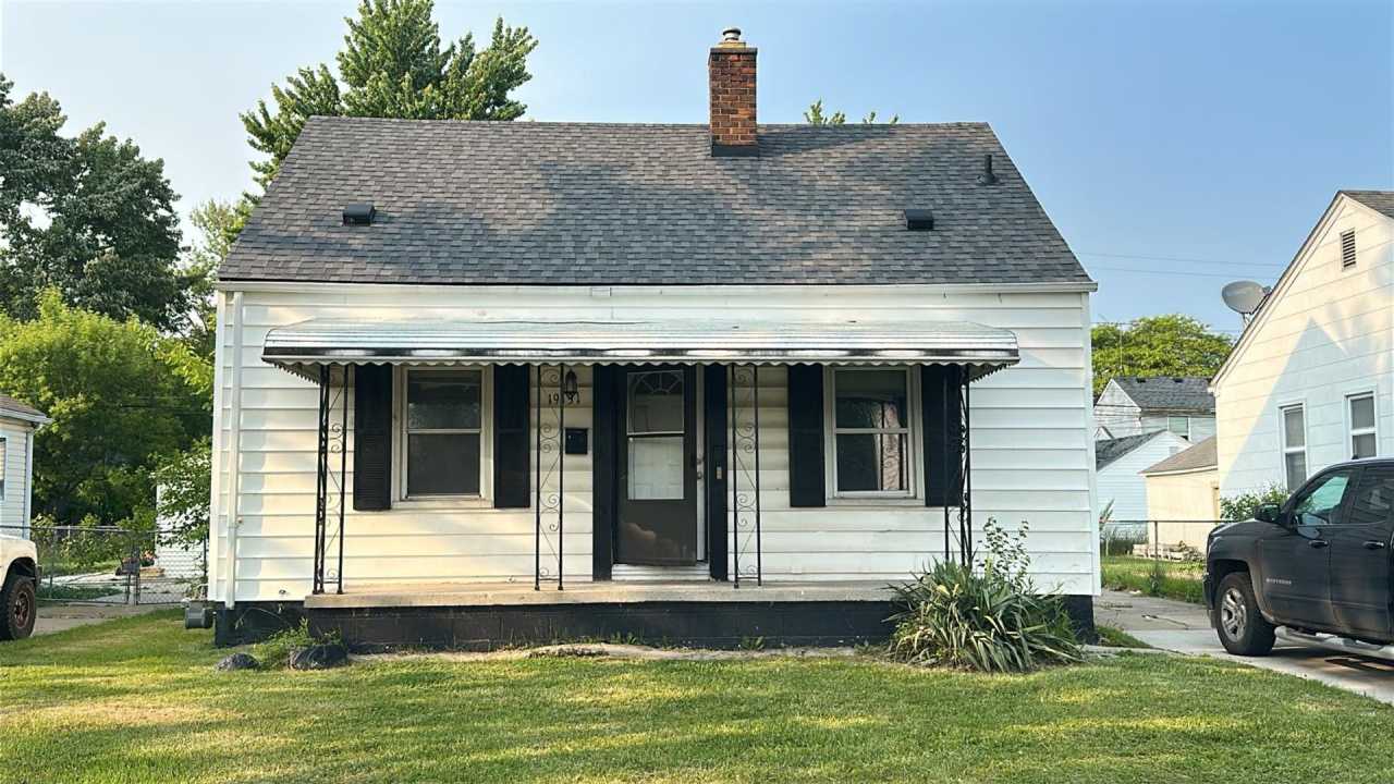 Beautiful 3 bedroom Bungalow with Garage