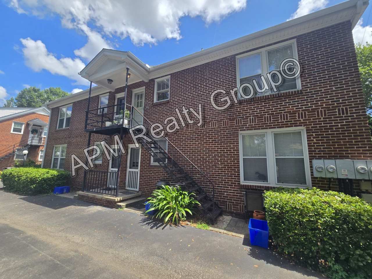 Upstairs condo in Earlewood Commons