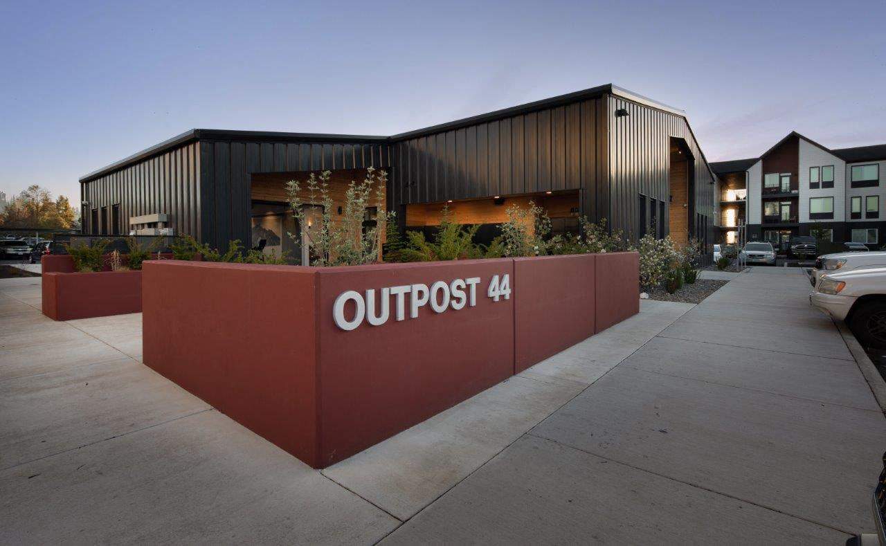 Outpost 44