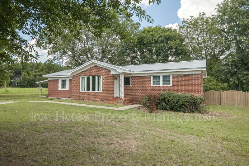 4200 Hog Mountain Road