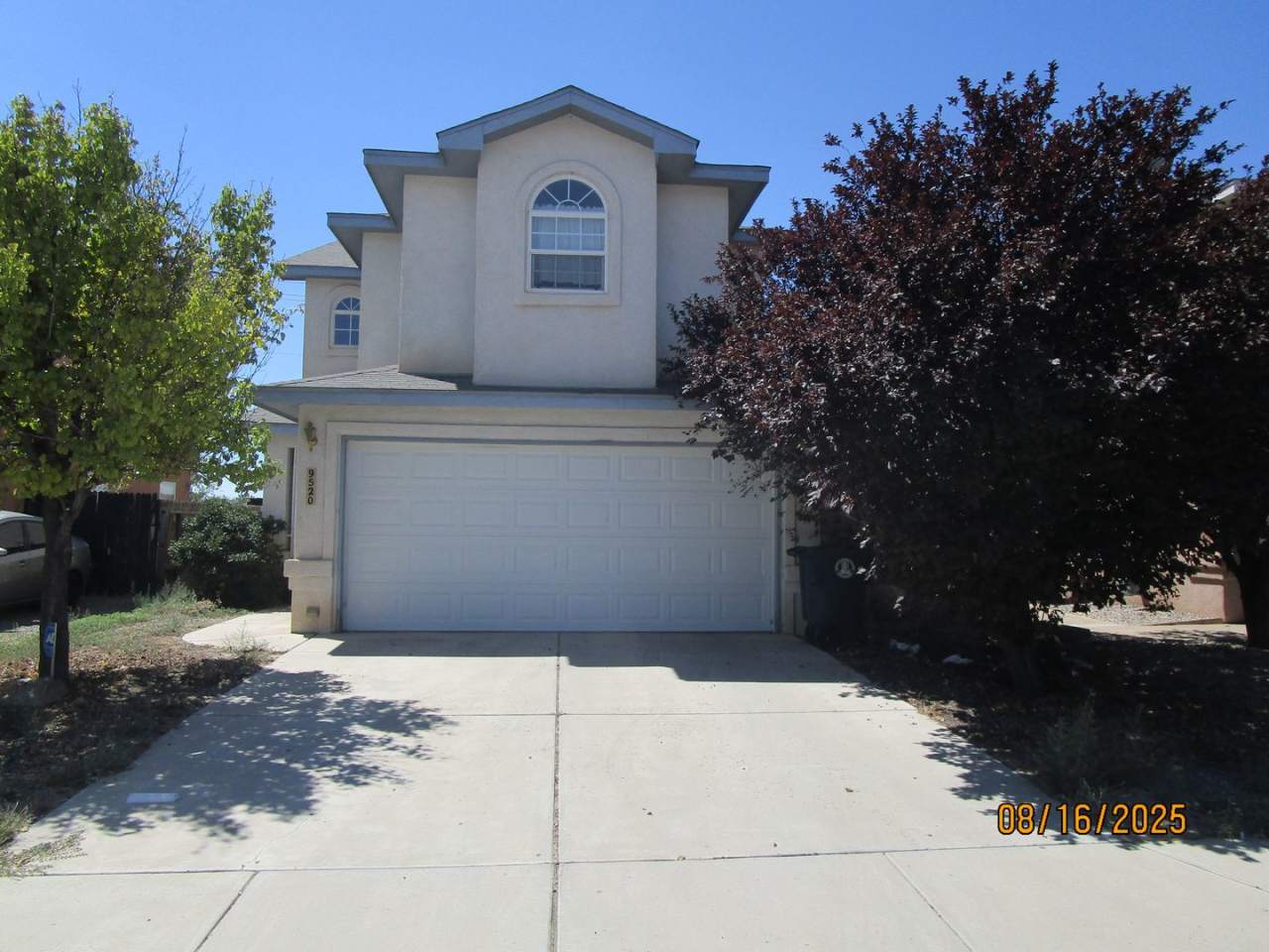 NW 3BR 2 1/2B 1605SF