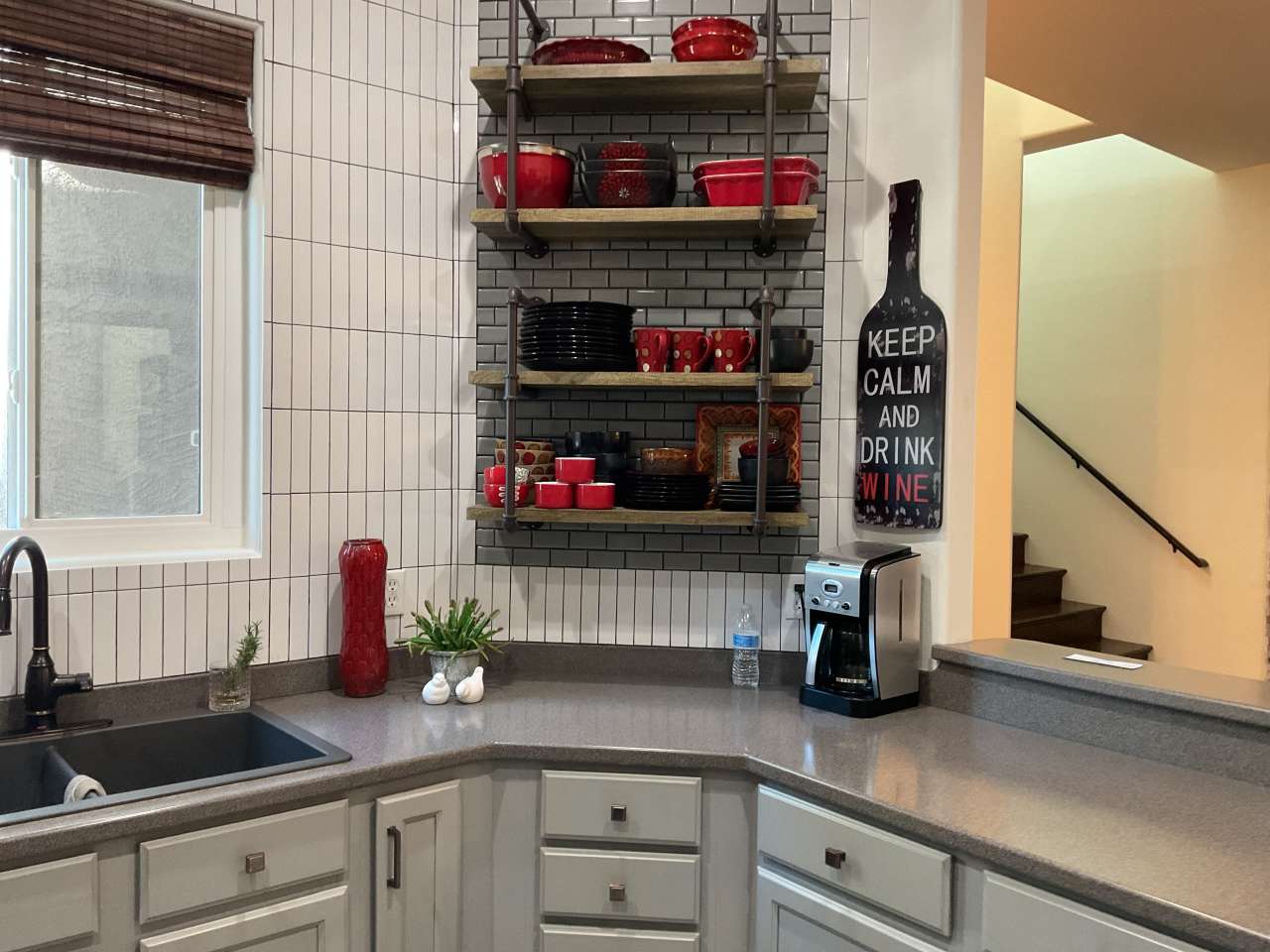 10172 E Dinosaur Ridge Rd