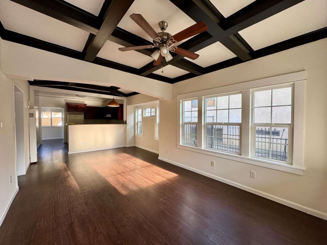 Centrally Located Minutes away from Downtown, Silver Lake, and Eagle Rock