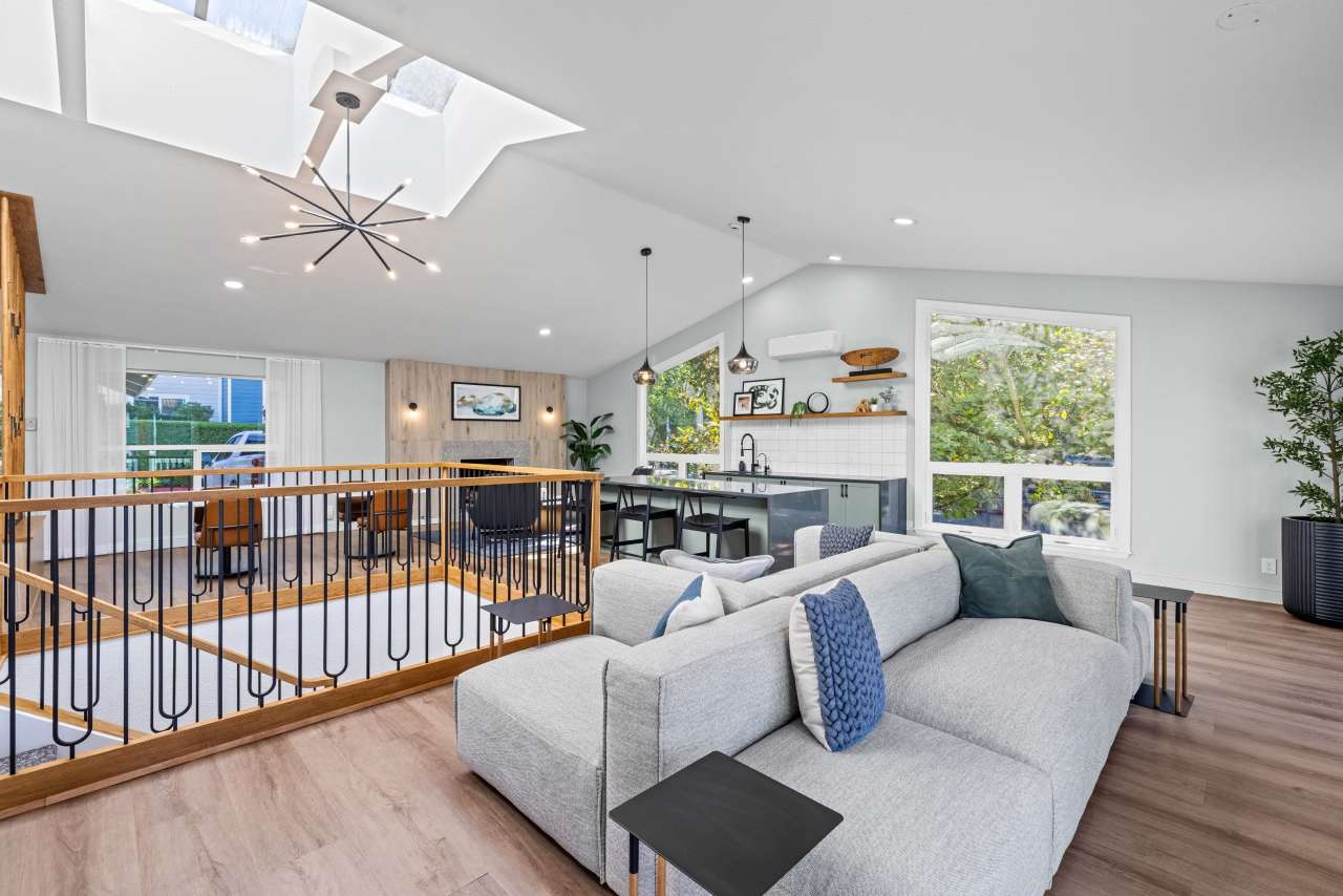 2000 Lake Washington