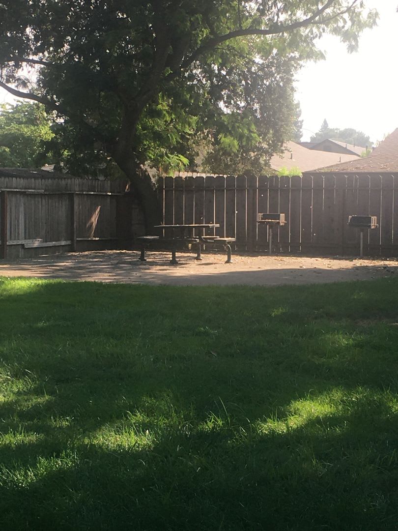 Chico 2 bed, one bath Duplex Private courtyard, Pool and Shared Laundry