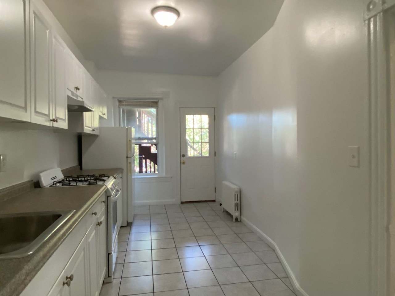 Nice large 3 bed in a prime spot in Allston.