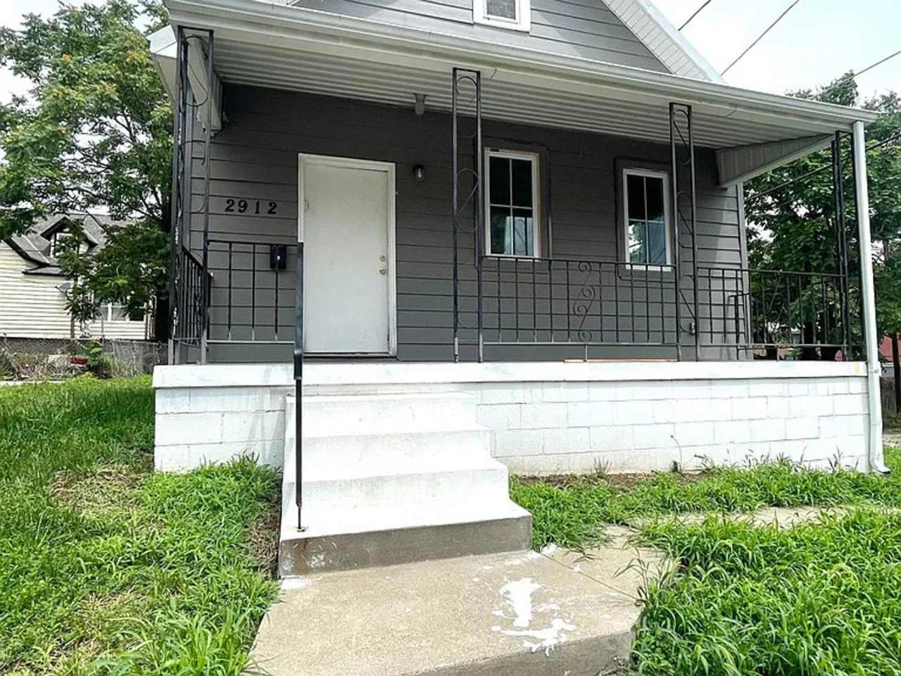 2912 Mason St, Omaha, NE 68105