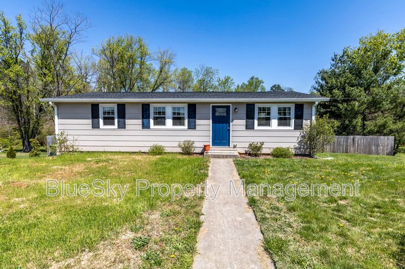 5522 Three Notch'd Road