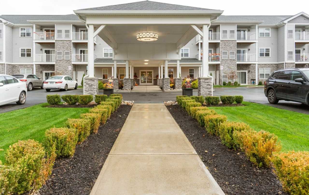 Pinnacle at Forts Ferry 55+