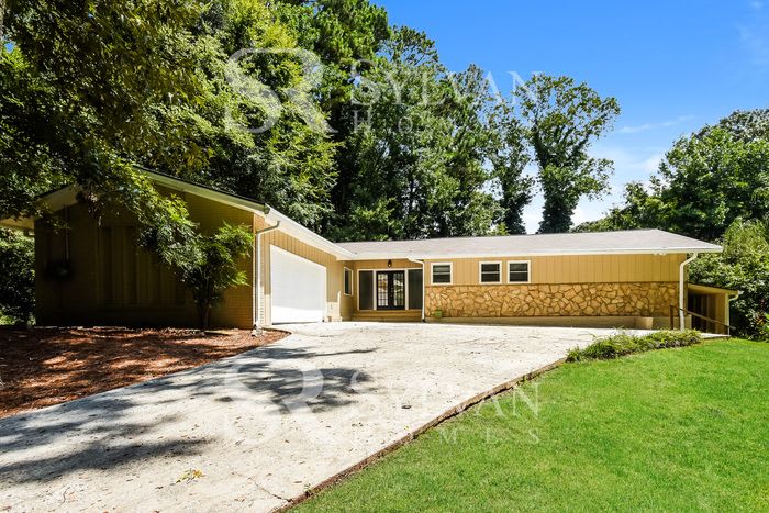 5521 Valley Brook Road Southeast