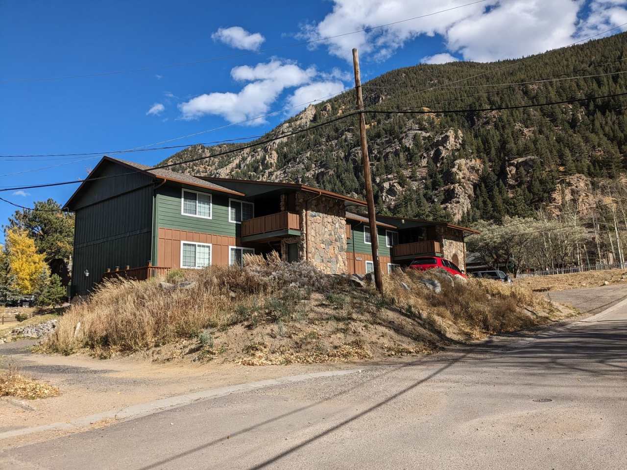 Cozy 2-Bedroom in Historic Georgetown – Mountain Living Made Easy