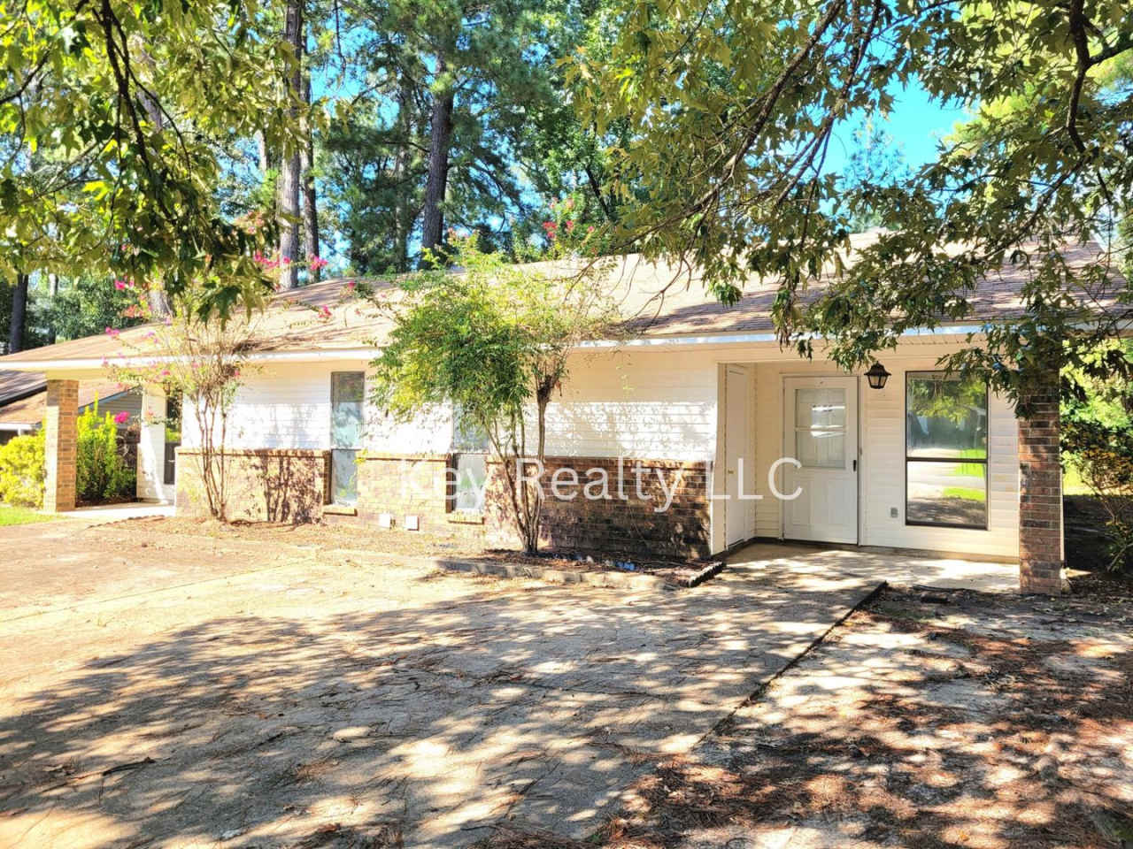 602 - B Gary K - Pineville