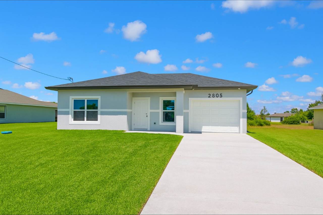 BRAND NEW 2/2/1- GREAT LOCATION-SW LEHIGH ACRES