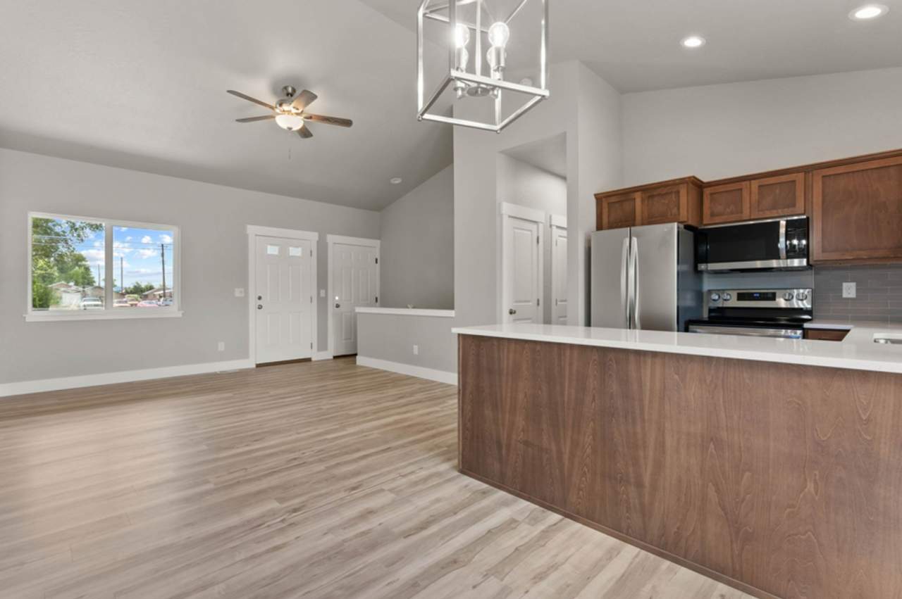 Newly Built 4 Bedroom Duplex With Yard