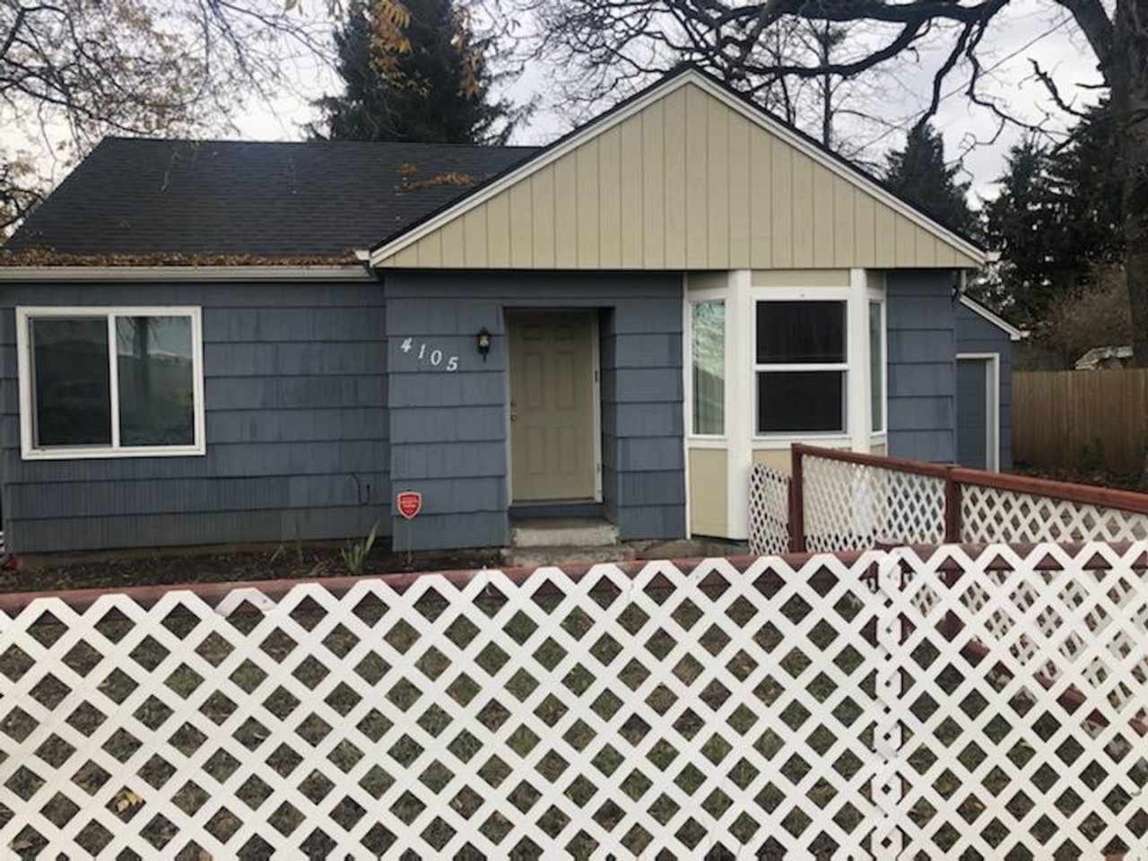 Cute home in NE Salem