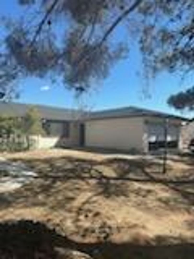 **751 Higgins Rd #28 Barstow** 3 bedroom 2 bath home near the 15 freeway