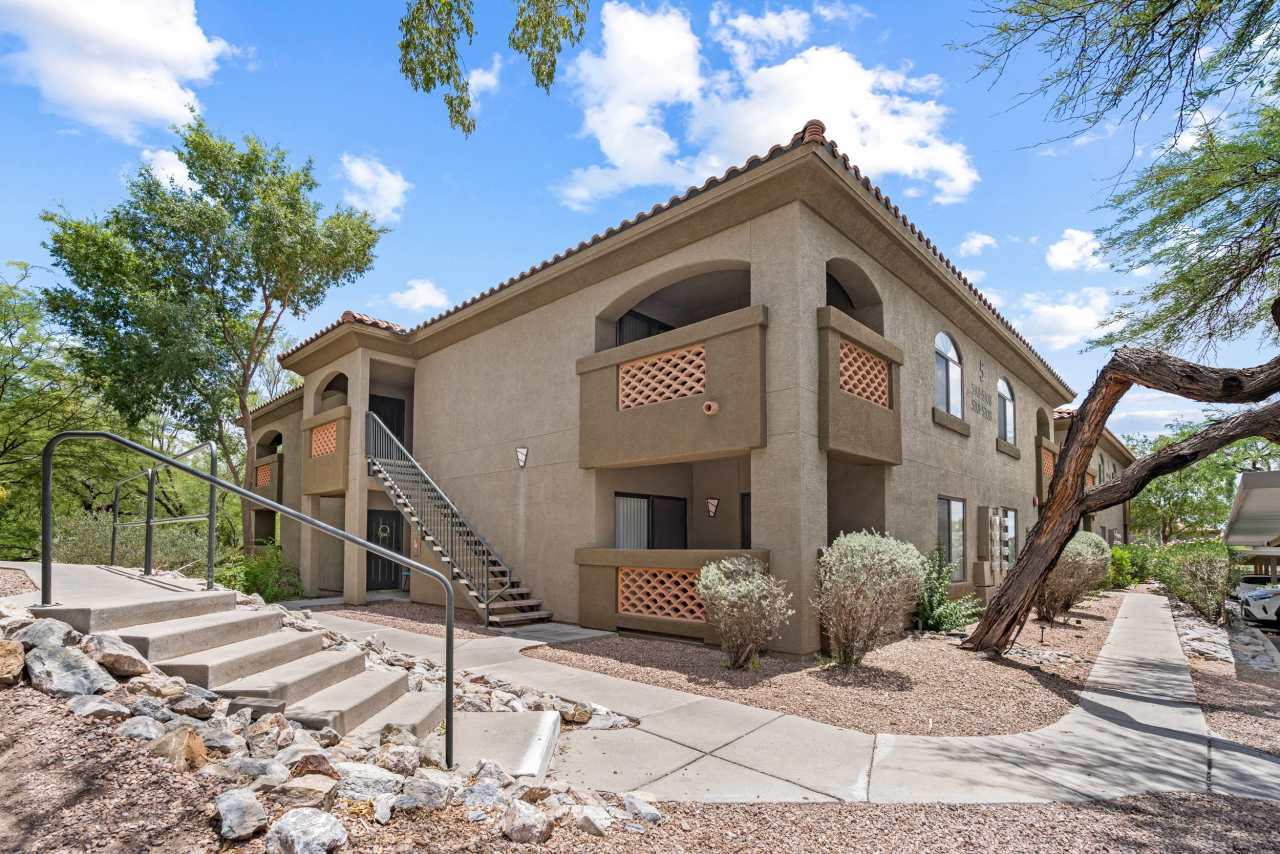 5751 N Kolb Rd Unit 5204