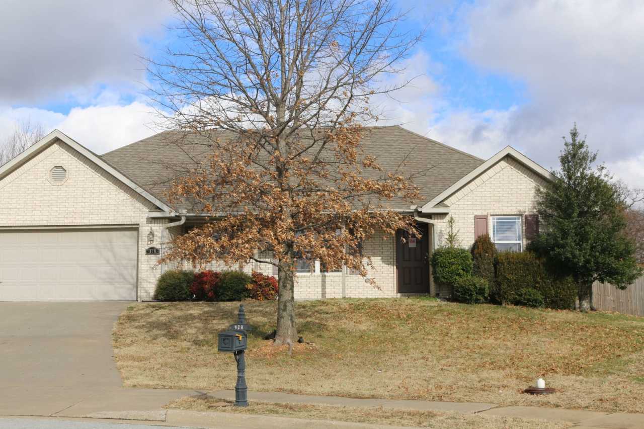 Fall Into Your New Home with a $500 Gift from Us!