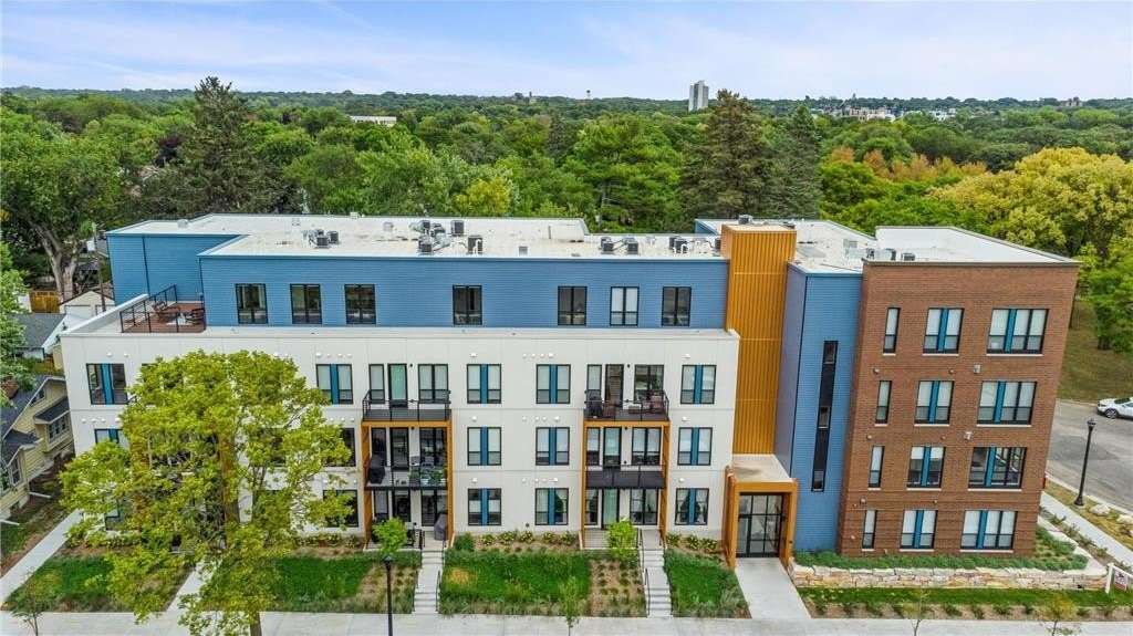 4745 Minnehaha Avenue