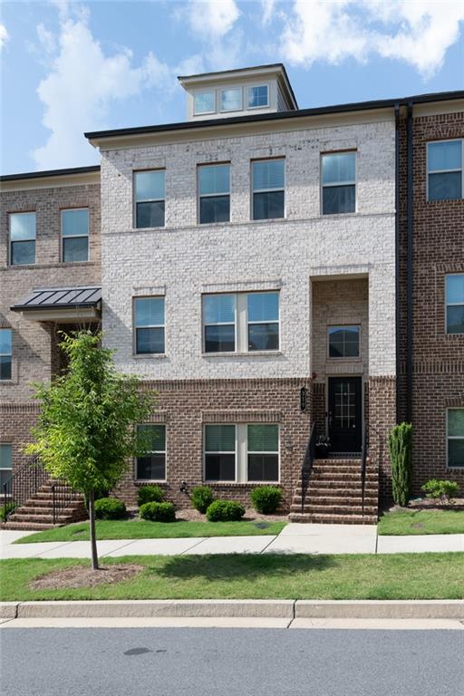 310 Commons Avenue - 1