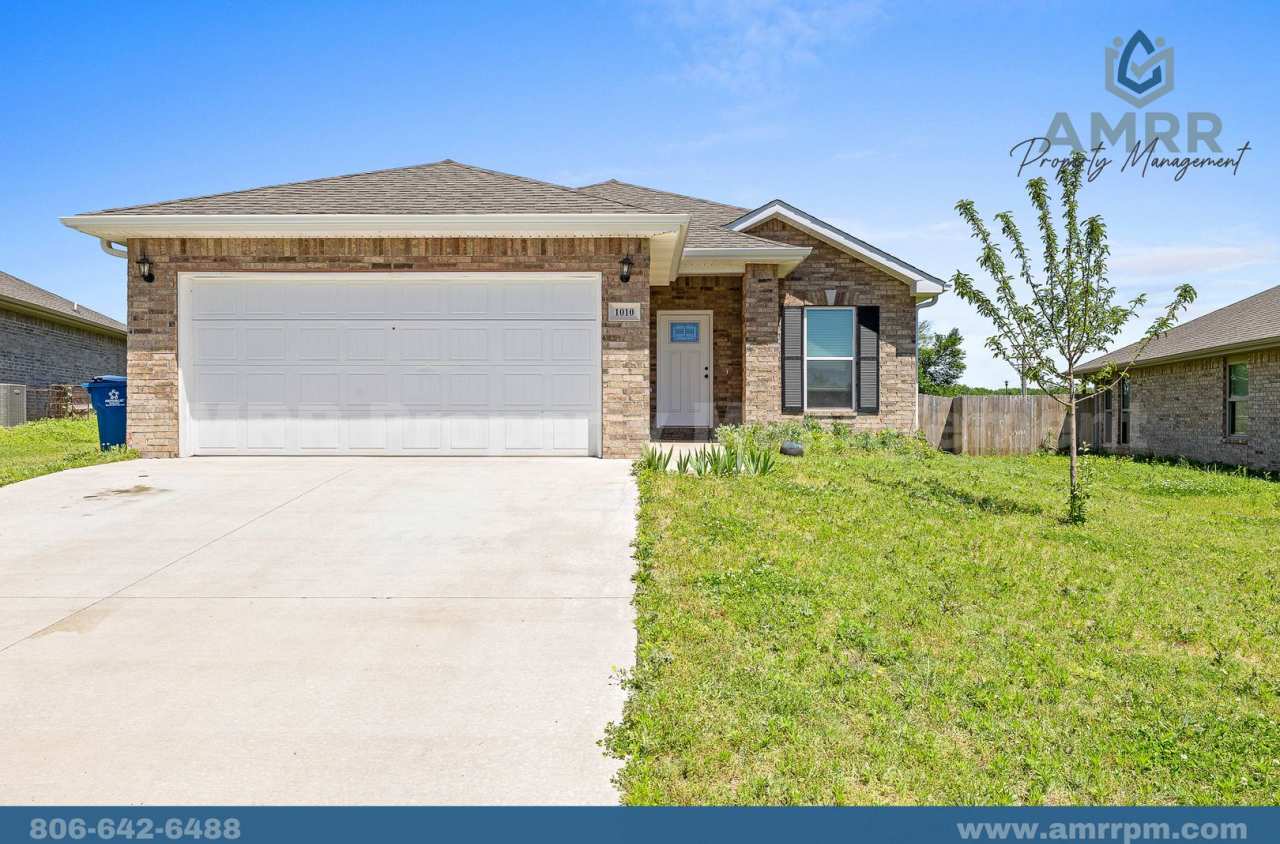 Spacious 3-Bedroom Home – Your Perfect Family Home!