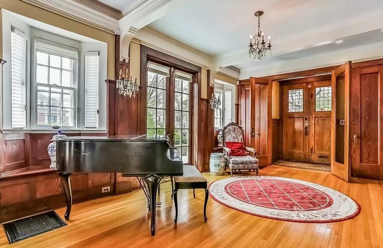 166 Huntington Street 6 Bed 3.5 Bath House