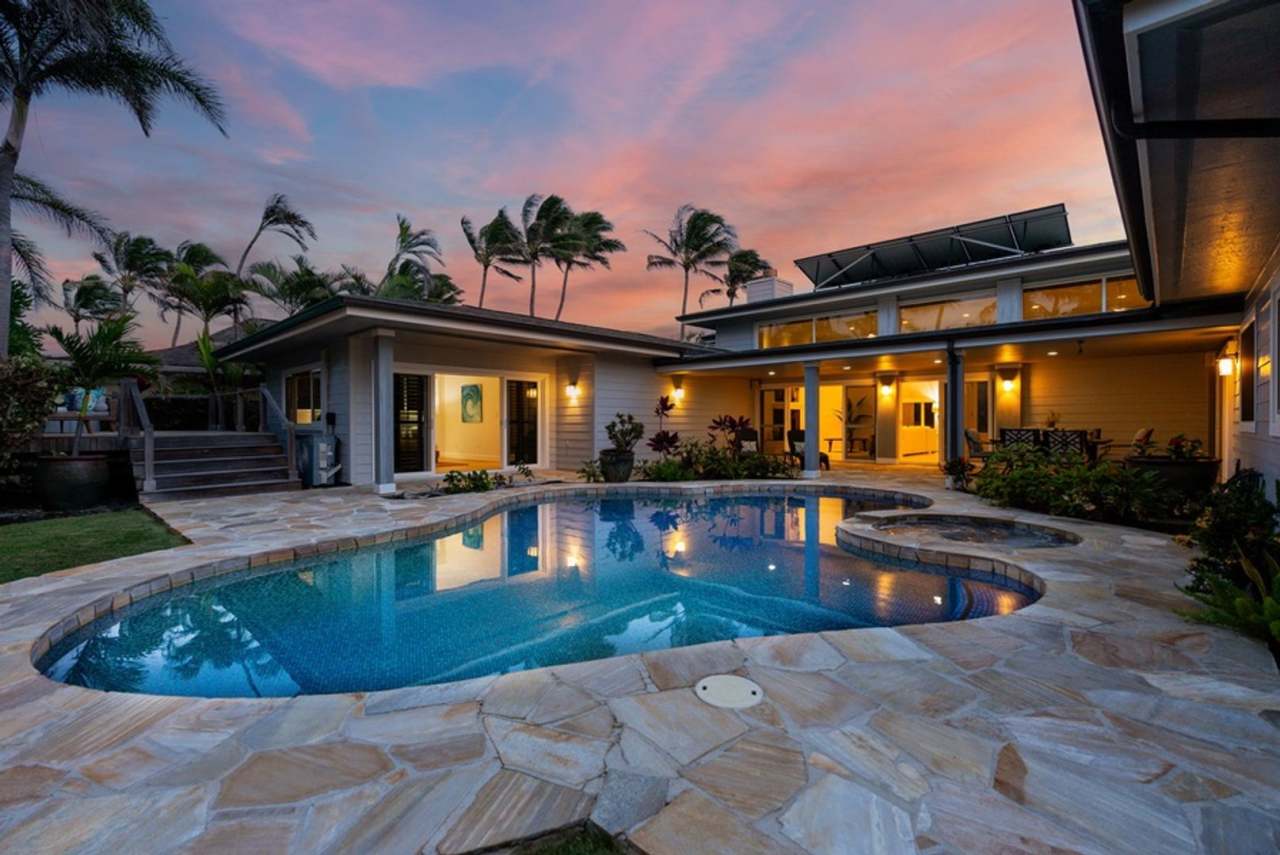 Kailua Beach House by Gather: Private Retreat w/ Pool  Gourmet Kitchen
