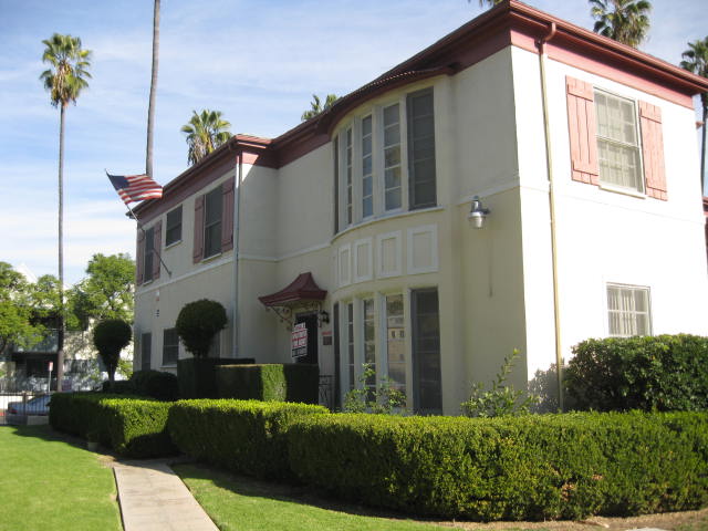 1100 S Westmoreland Ave.