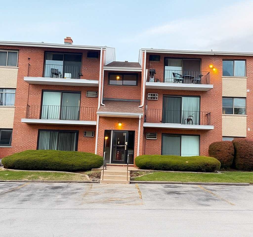 7305 W 157th Street unit: 3D