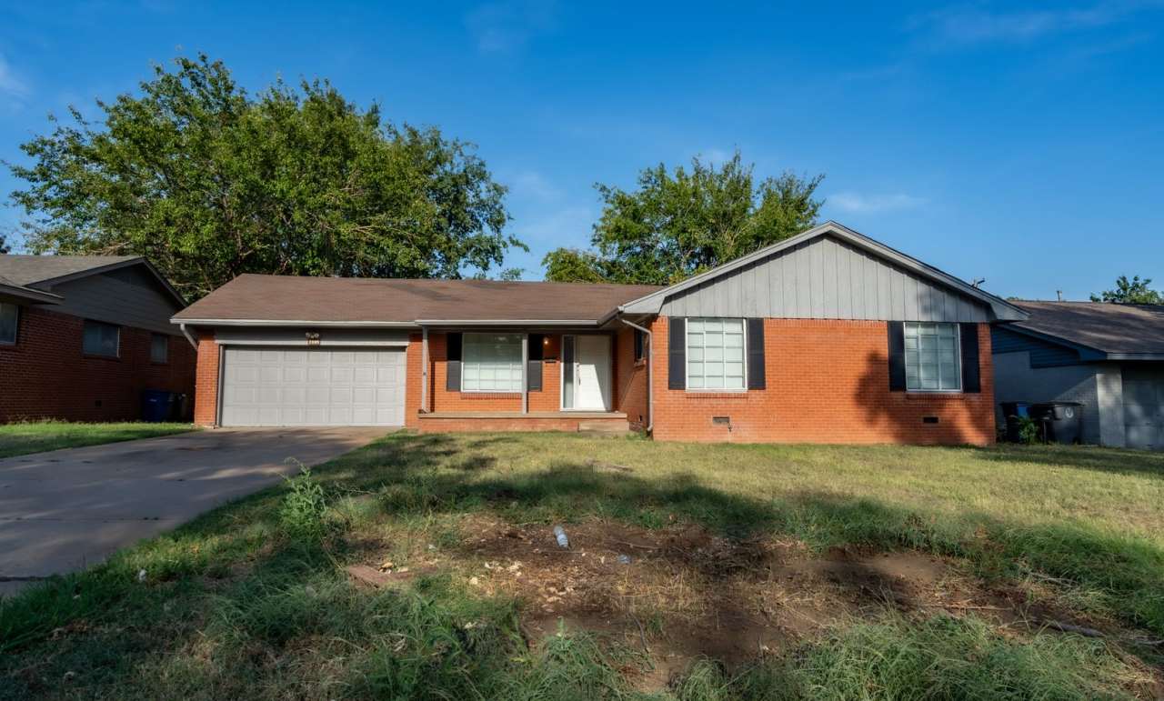 Large 3bed 1.5bath Home!