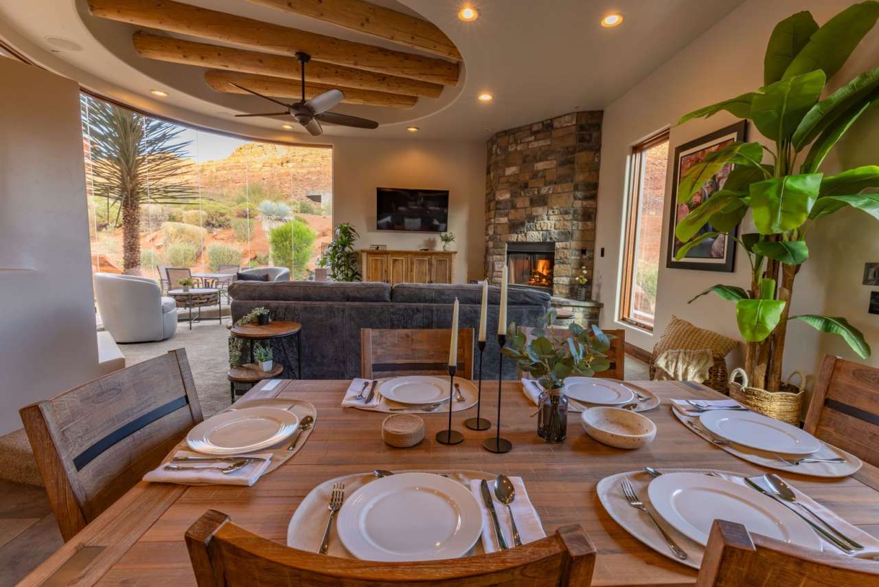 Furnished 3 Bedroom Entrada Home!!