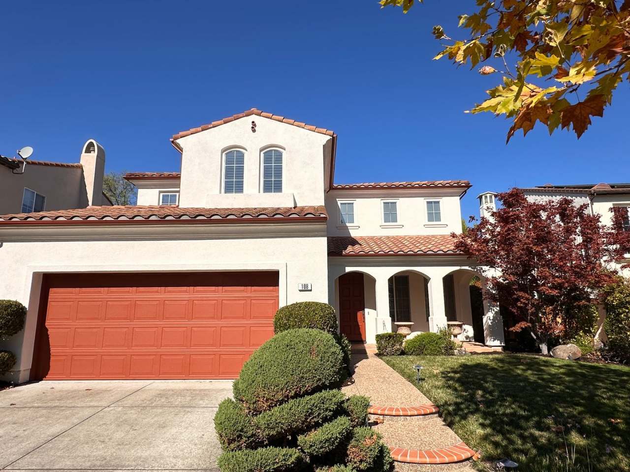 Lovely Home in San Ramon Available Now!