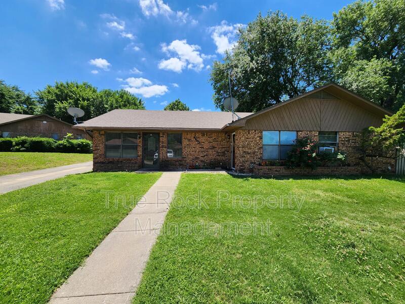 2501 Oakhurst Drive A