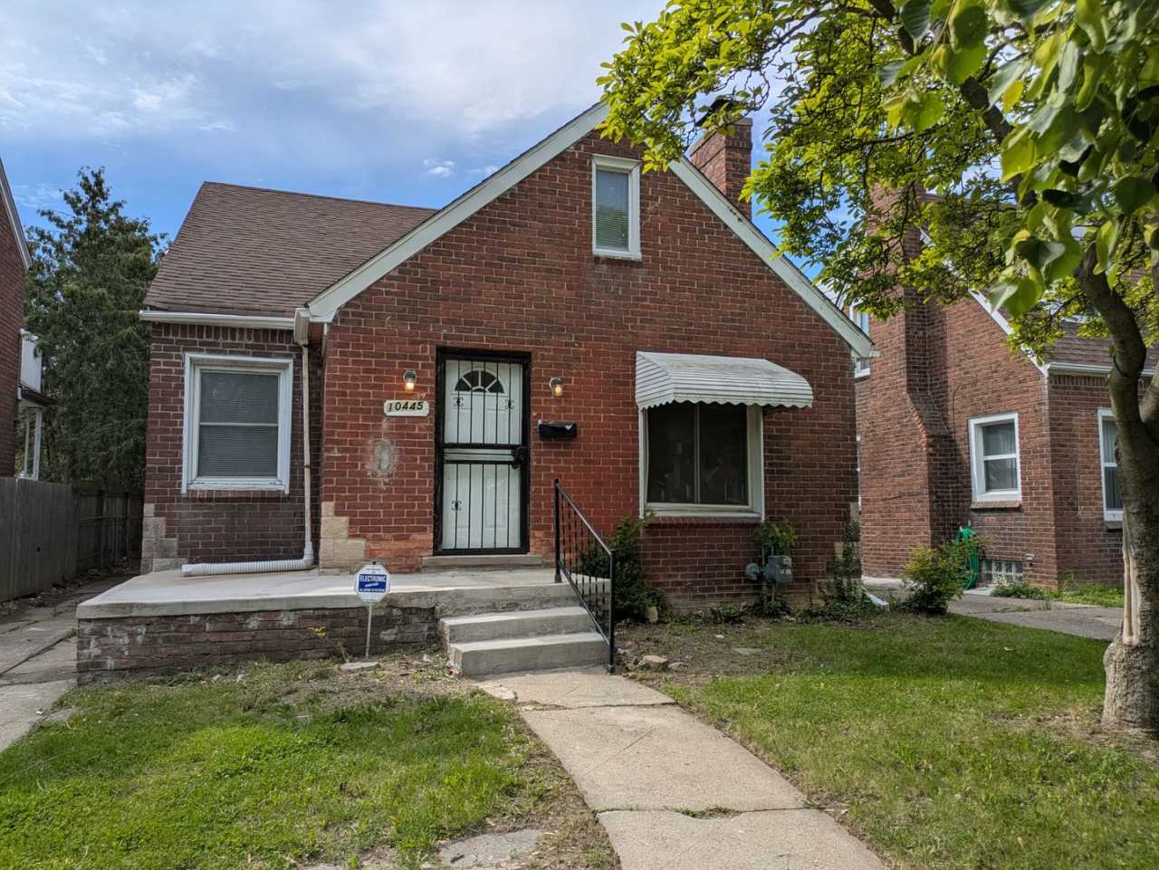 10445 Nottingham 3bed/1bath with new kitchen and bath located in Yorkshire Woods
