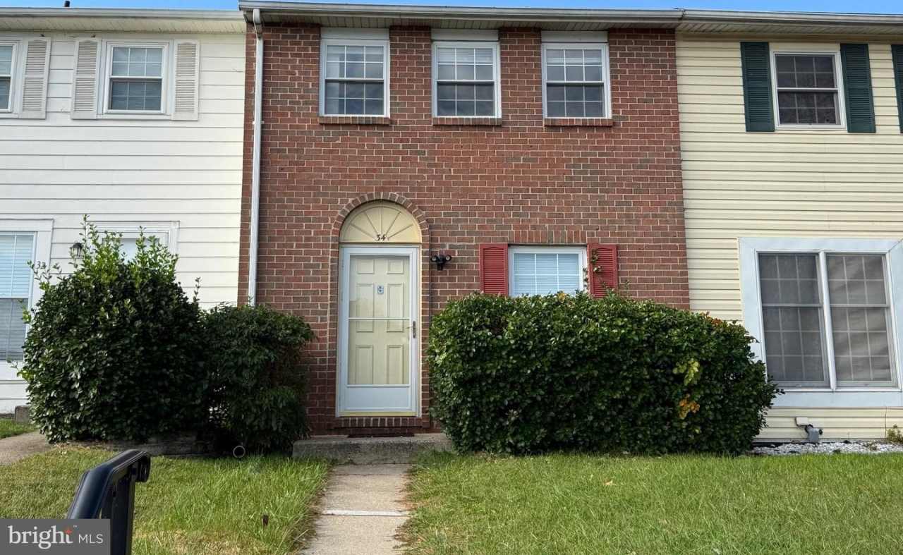 34 KING CHARLES CIR #34