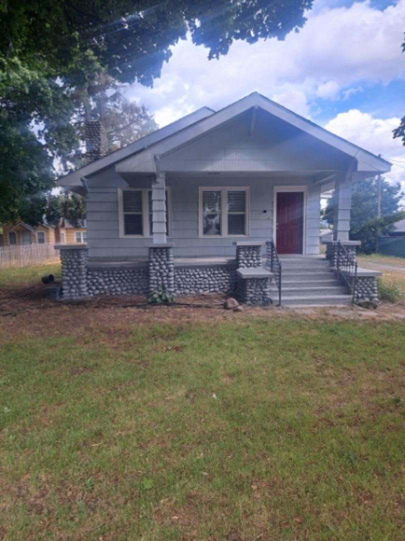 Dishman Hills 4-Bedroom, 1½-Bath Rancher – West Valley School District