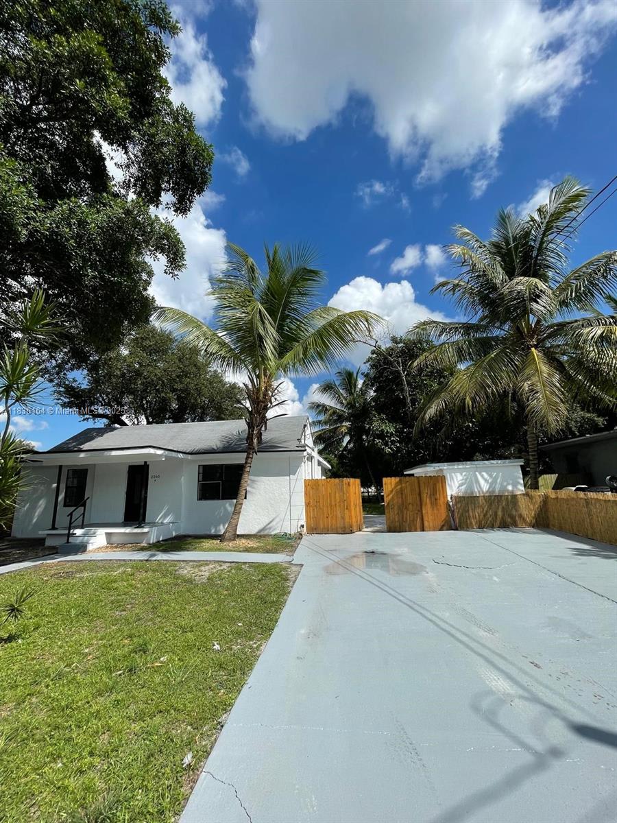 2265 NW 100th street