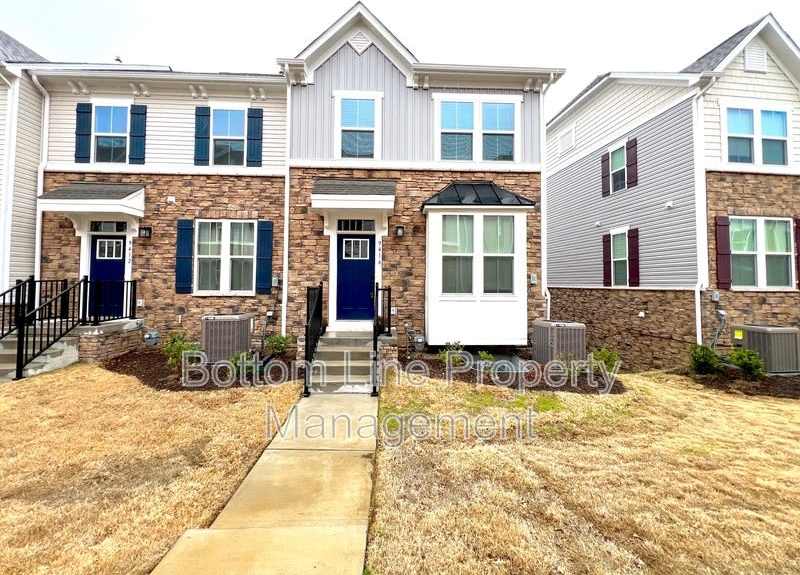 9416 Mallard Mills Drive