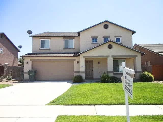 2335 E. Victor Avenue